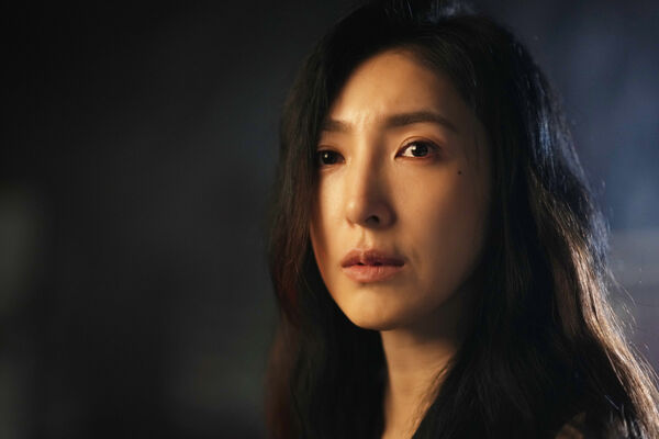 ▲《看看你有多愛我》「網紅媽媽」楊謹華精心操盤的「女兒綁架案」竟弄假成真，林思廷（中）、詹子萱接連遭綁架。（圖／晴天影像提供）