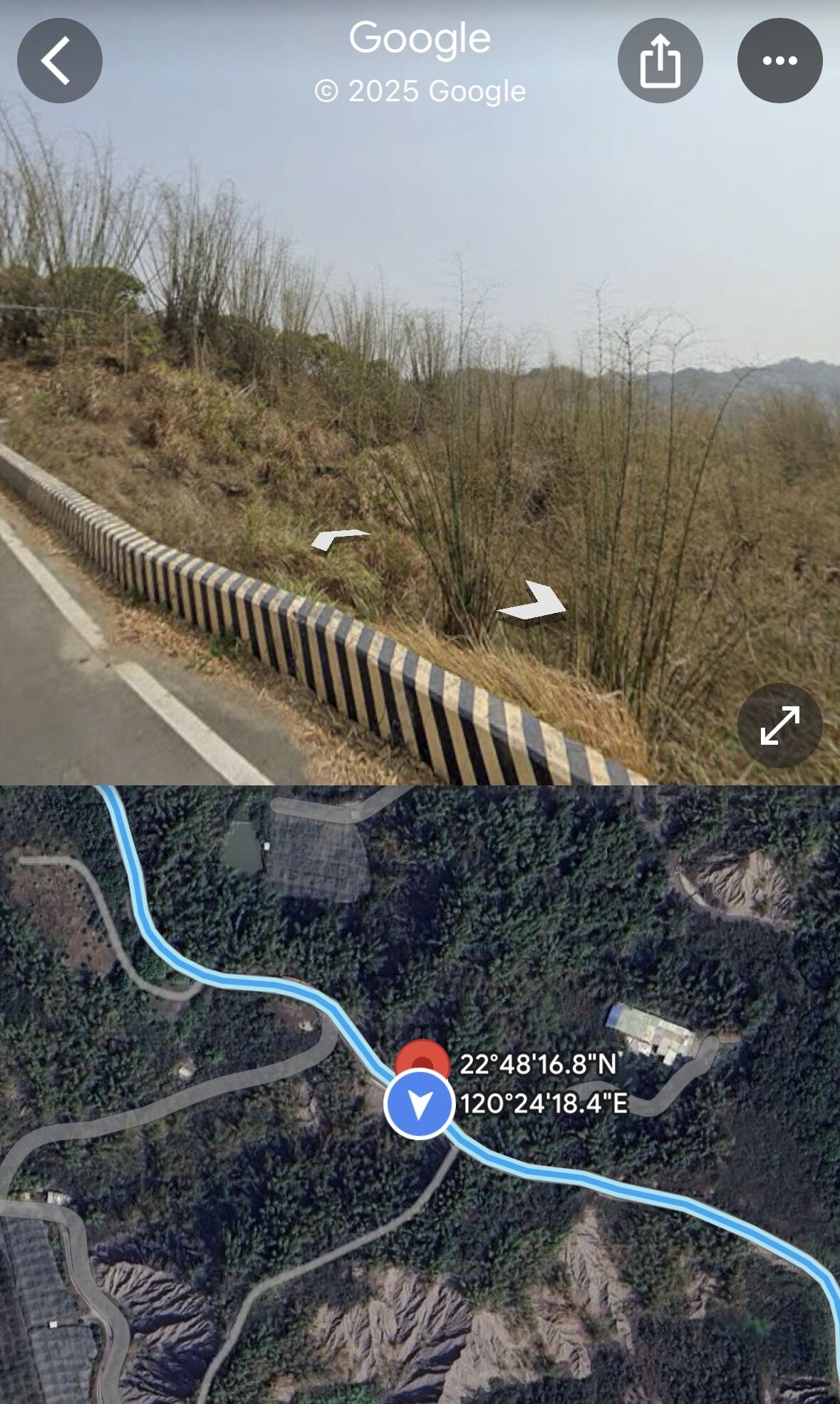 ▲▼高雄月世界淪「廢棄物天堂」！　數十噸垃圾山快滿到路面狂飄惡臭。（圖／翻攝Google Maps）