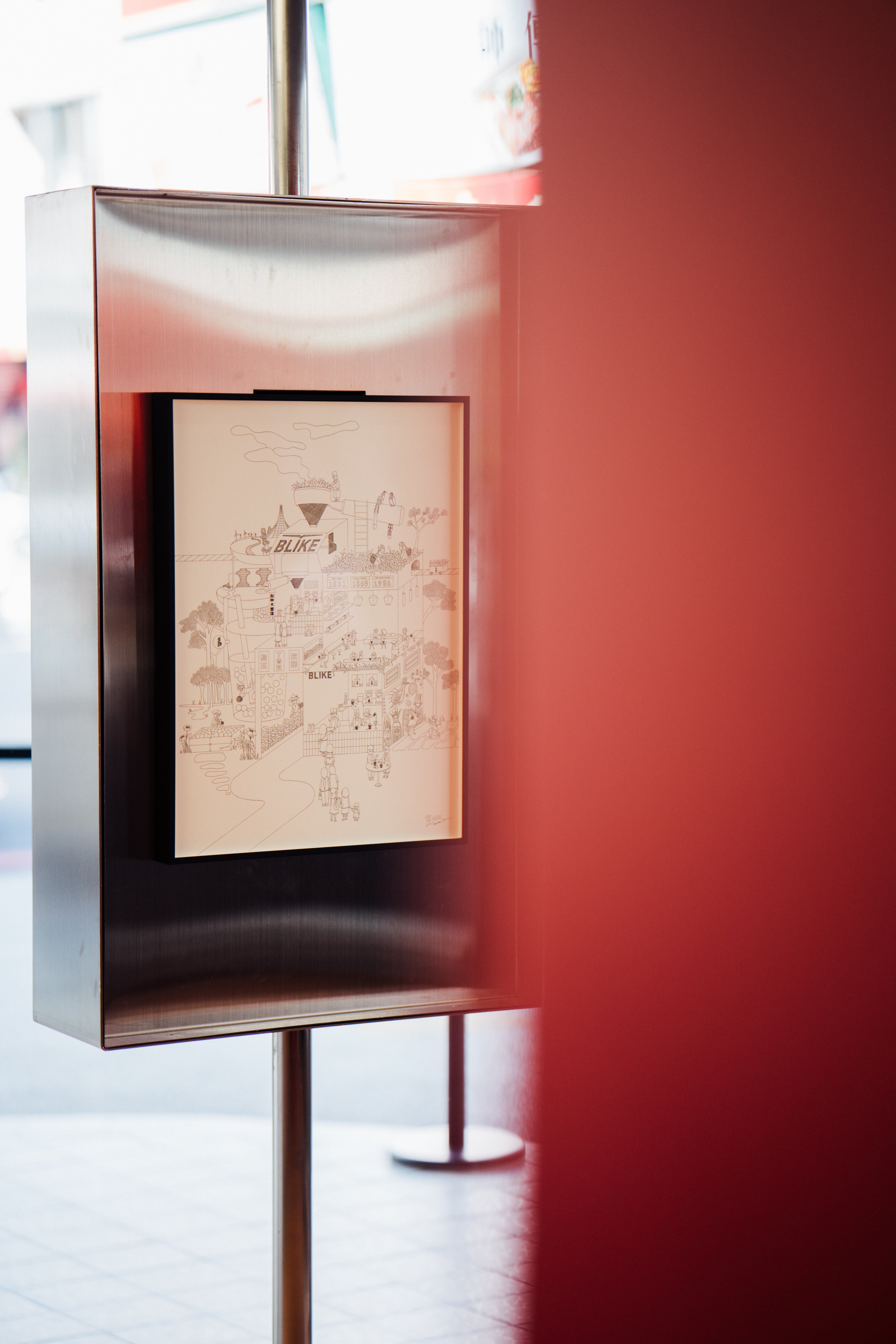 ▲標榜精品茶飲的BLIKE大里Lab店在台中開幕。（圖／品牌提供）