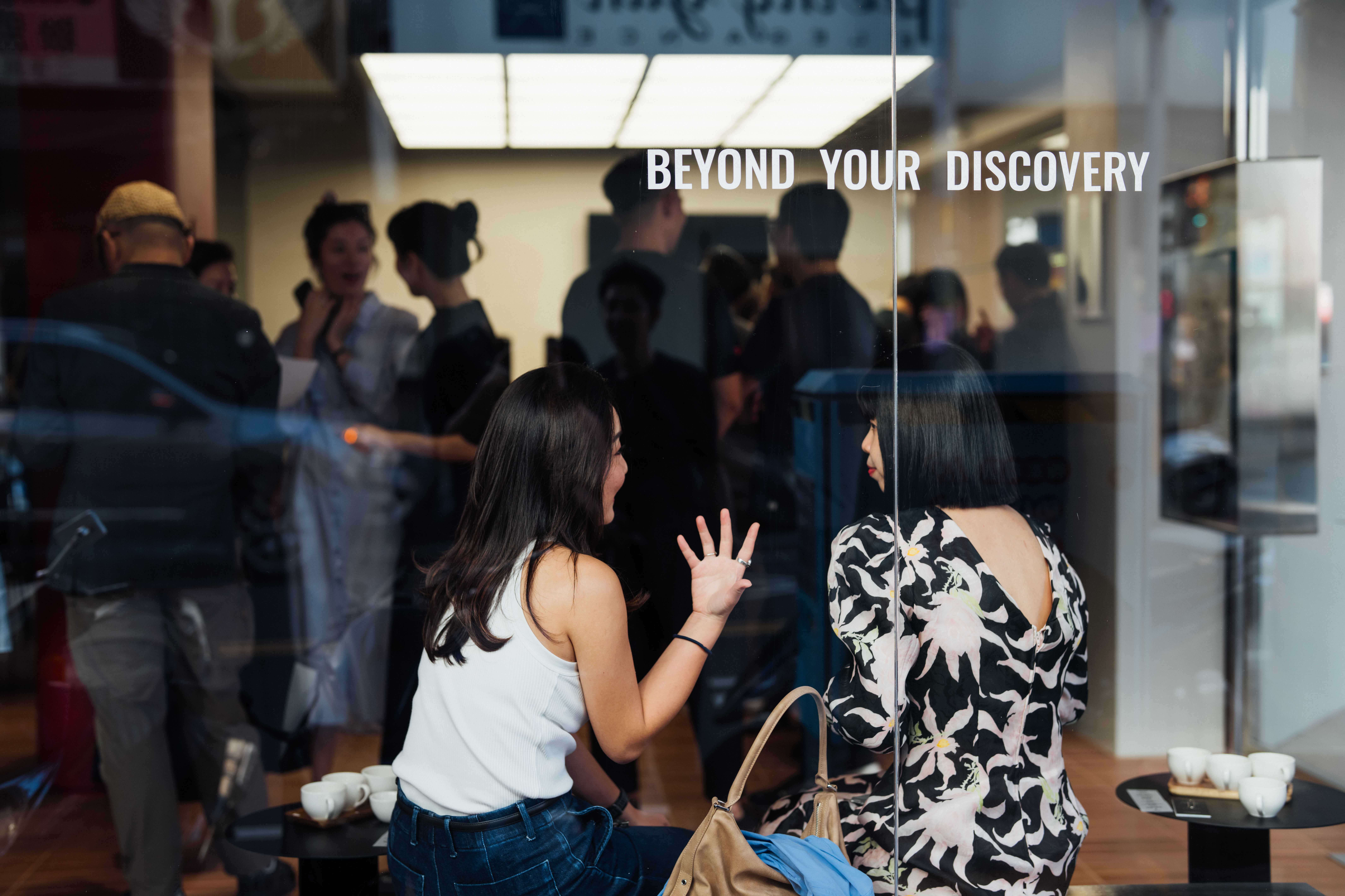 ▲標榜精品茶飲的BLIKE大里Lab店在台中開幕。（圖／品牌提供）