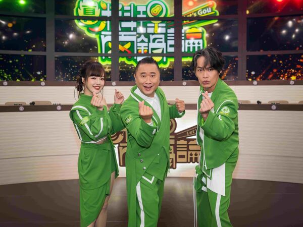 ▲▼《真料理兩鍋論》主持人丘涵（左起）、黃鐙輝、邰智源、羅時豐、KID林柏昇、溫妮。（圖／麥卡貝網路電視）