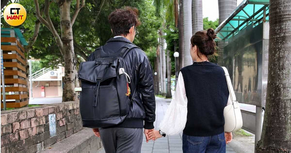 跨國夫妻因移民署遣返而被迫分隔兩地，他們還走得下去嗎？彼此內心徬徨，只能過一天算一天。（圖／周志龍攝）