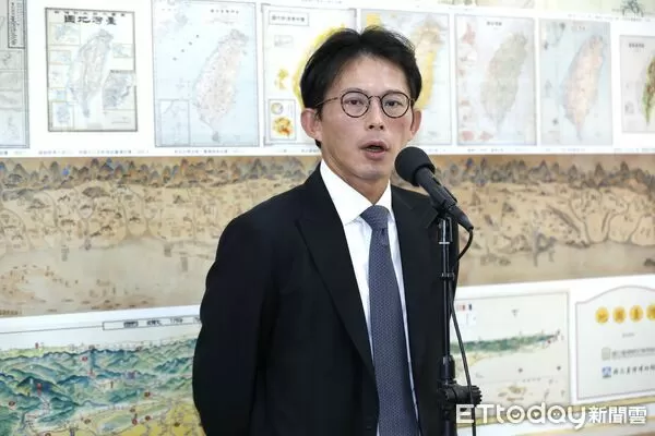 ▲民眾黨主席黃國昌17日在立法院受訪。（圖／記者湯興漢攝）