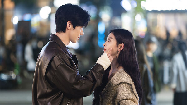 ▲白敬亭、章若楠主演的《難哄》深受觀眾喜愛。（圖／中天娛樂台提供）