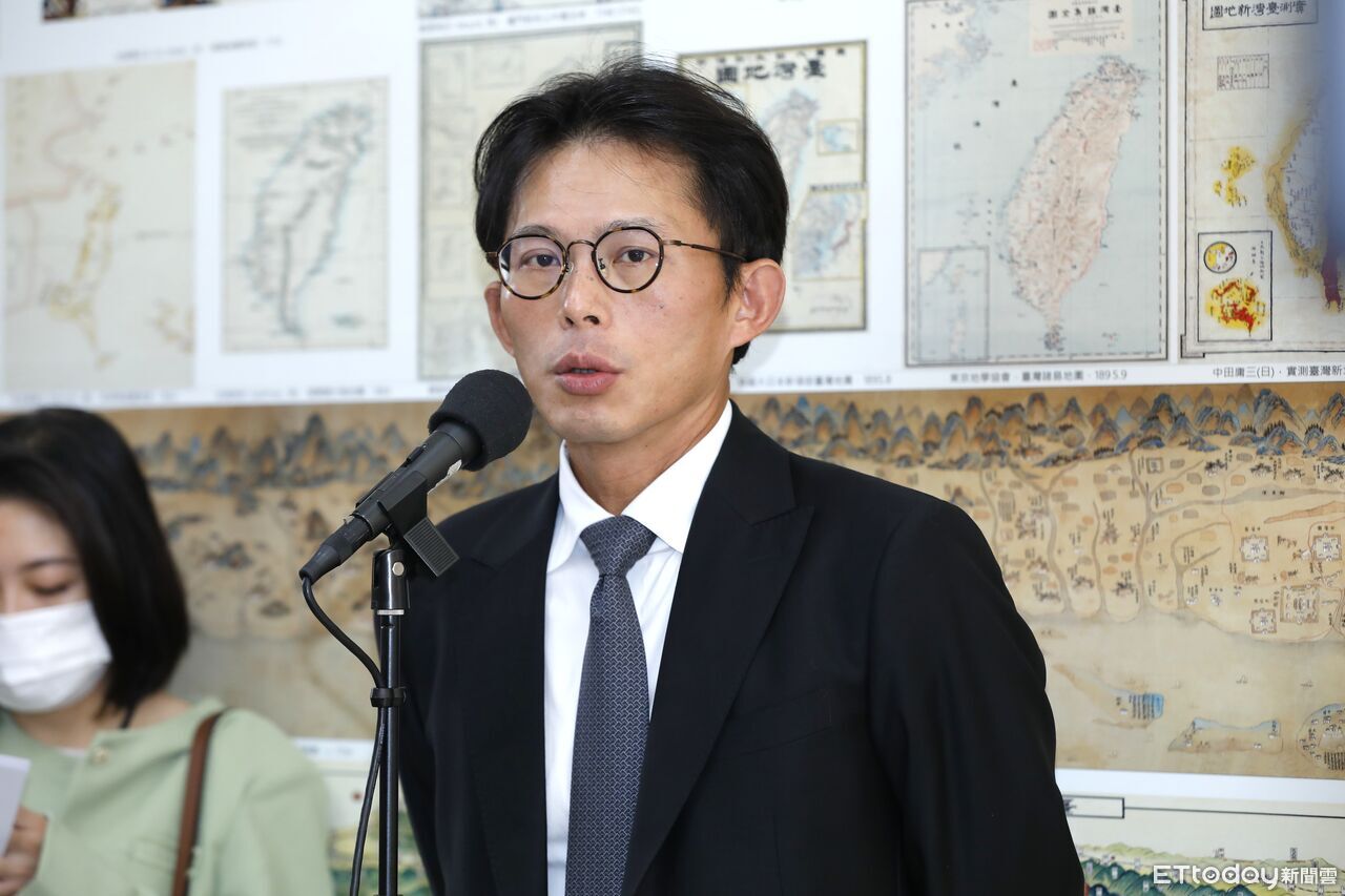 快訊/黃國昌曝19日下午與鄭麗文會面 地點尚未確定