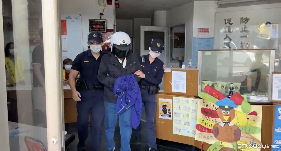 衝待轉區釀1死8傷!73歲翁涉過失致死罪 移送步出警局全程不語