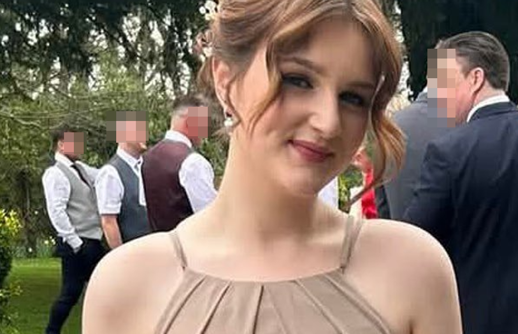 17歲少女躺床上被刺殺 「8歲弟目睹慘案」母也遭攻擊命危送醫