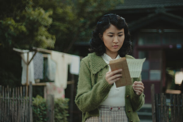 ▲9m88在電影《大濛》，由林美秀為「彩蝶歌舞團」編舞。（圖／華文創提供）