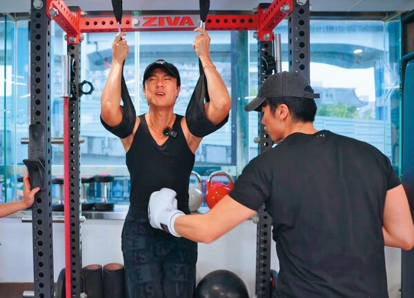 挨揍皮肉痛／獨家！好友口角變動手動腳　劉書宏被蔣政打到骨裂