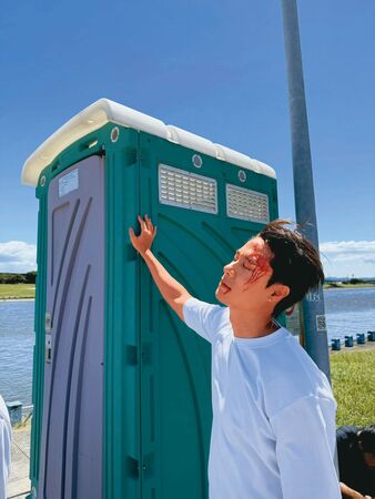 挨揍皮肉痛／獨家！好友口角變動手動腳　劉書宏被蔣政打到骨裂