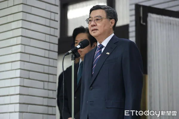 ▲行政院長卓榮泰於立法院專案報告前受訪。（圖／記者林敬旻攝）