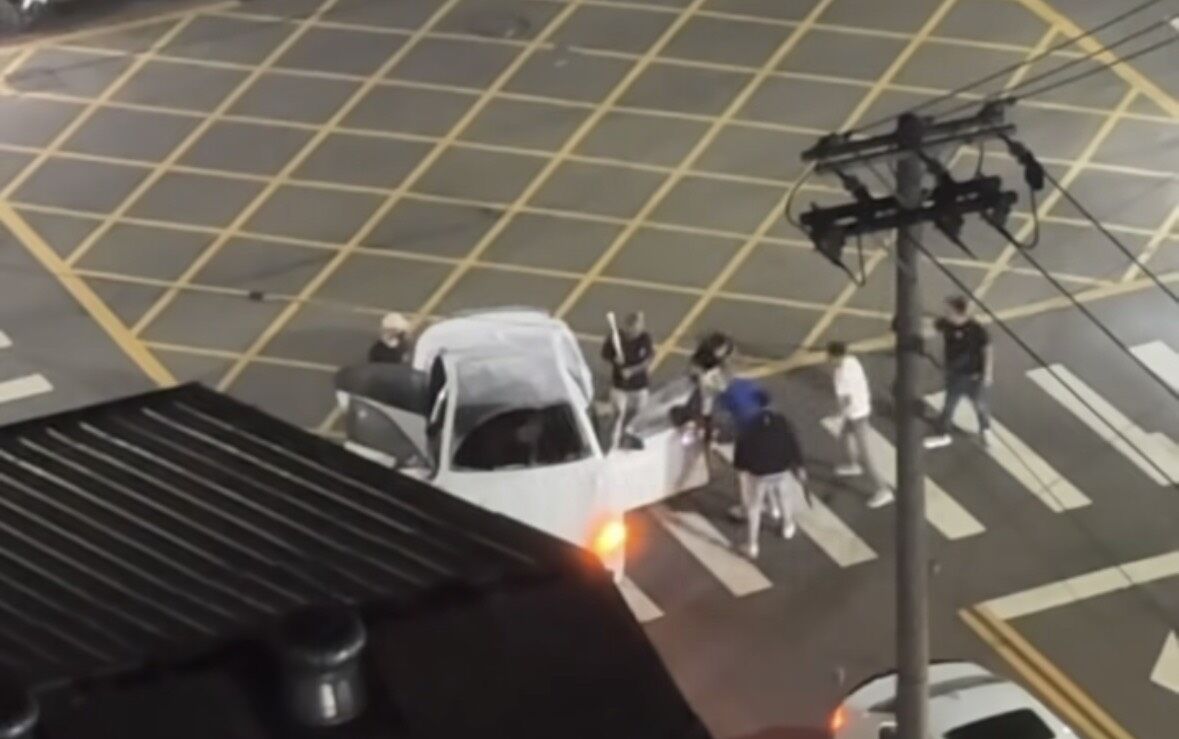 台中89猴凌晨炸街原因曝!改裝車繞行恐嚇討債 住戶抗議慘遭痛毆