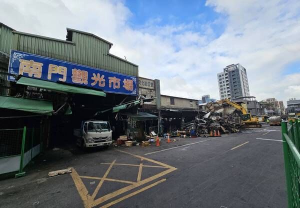 南門市場災損區域啟動拆除!周邊實施交管...非火損攤商正常營業