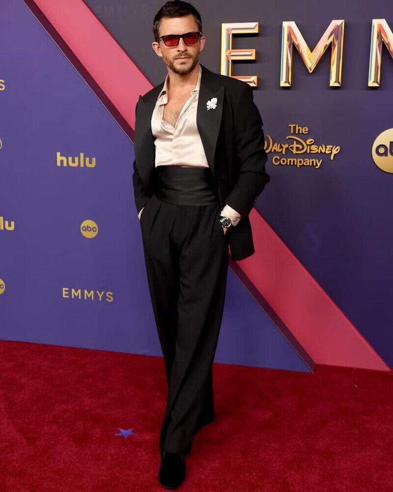 最性感男人怎麼穿西裝？《魔法壞女巫2》Jonathan Bailey五套現實王子造型，從斯文風到性感風全民男神這樣穿