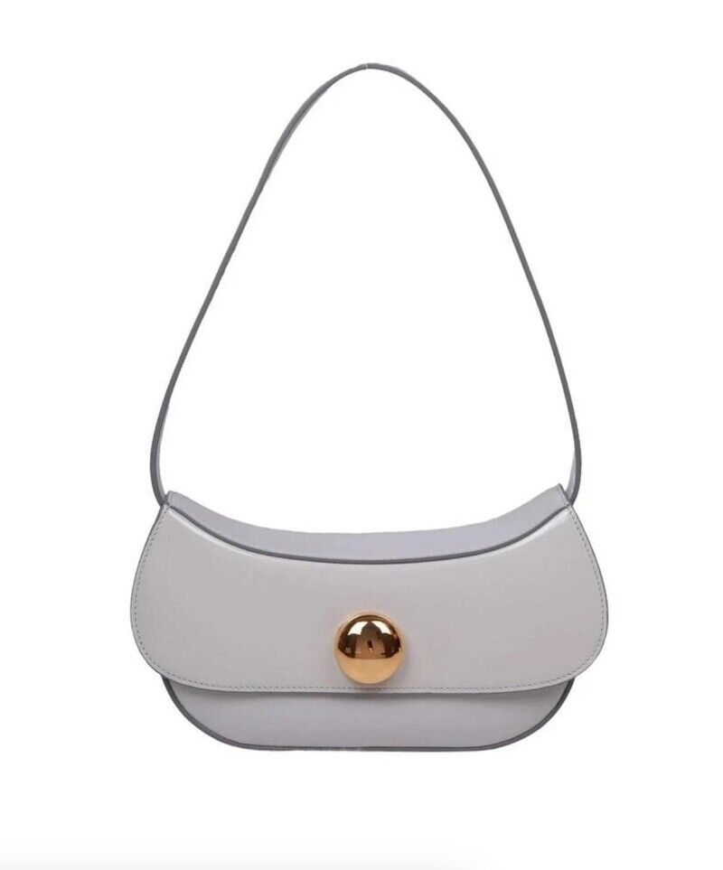 《親愛的x》金裕貞劇中同款包蒐羅：Miu Miu、Valextra&hellip;這款提升氣勢必備