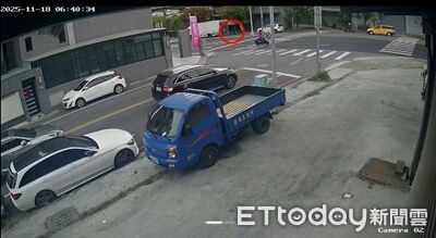 警悚畫面曝！台中物流車「絕命右轉」　機車雙載被輾1死1傷