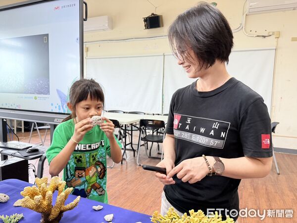 ▲金車與俊逸基金會攜手推動永續教育，走入4所台南校園吸引370名師生參與。（記者林東良翻攝，下同）