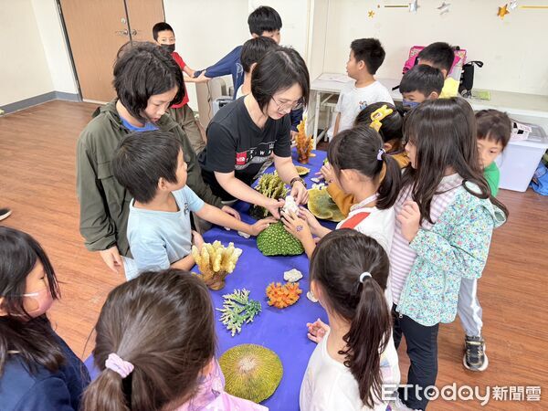 ▲金車與俊逸基金會攜手推動永續教育，走入4所台南校園吸引370名師生參與。（記者林東良翻攝，下同）