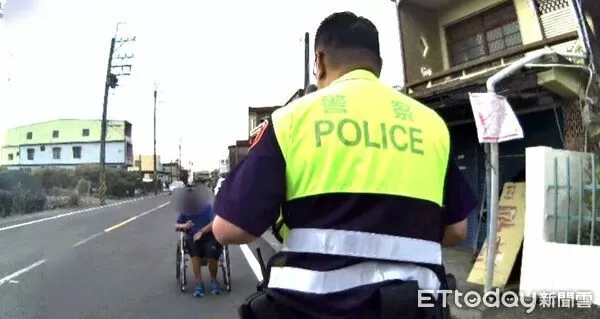 ▲東港警方推鄭姓男子遠離危險。（圖／記者陳崑福翻攝）