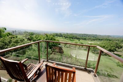 阿里山腳下最美陽台房！免費打高爾夫