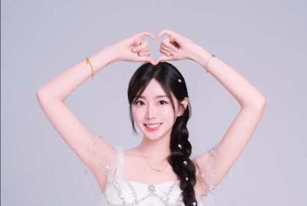 ▲▼韓國啦啦隊女神安芝儇、南珉貞將現身，將現煮經典韓食。（圖／高流提供）