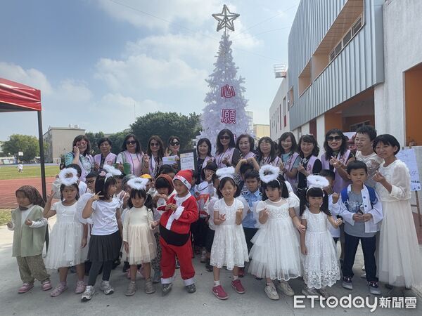 ▲虎尾非營利幼兒園舉辦「心願綻放、愛心飛翔」心願樹啟動儀式。（圖／記者鄭游瓊華翻攝）