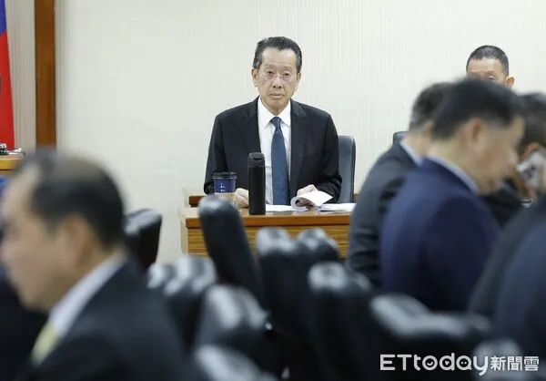 ▲國防部長顧立雄19日赴立法院國防外交委員會。（圖／記者湯興漢攝）