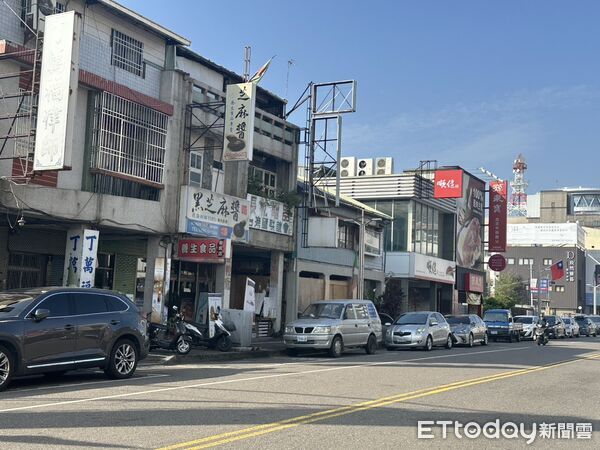 ▲▼    嘉義 ,中山路         。（圖／記者張雅雲攝）