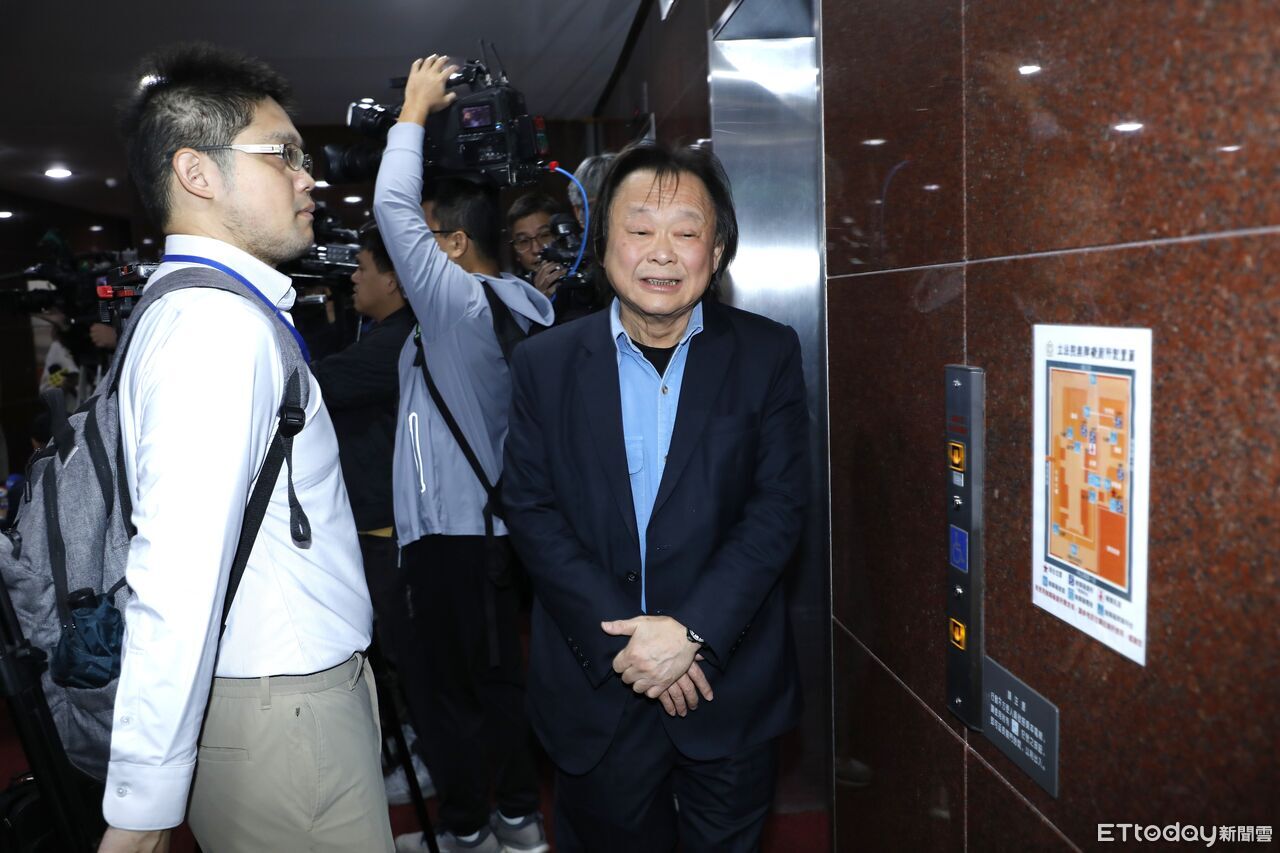 指賴清德拙於言辭 王世堅建議抓大放小:蔡英文就做很好