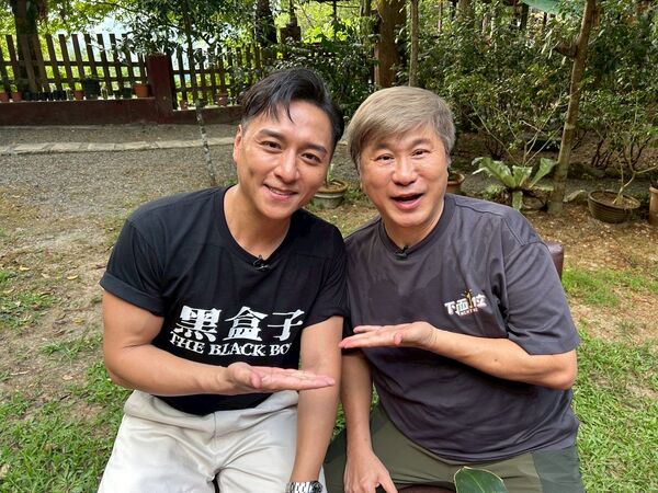 ▲胡瓜與鄭人碩探訪烏來部落。（圖／下面一位）