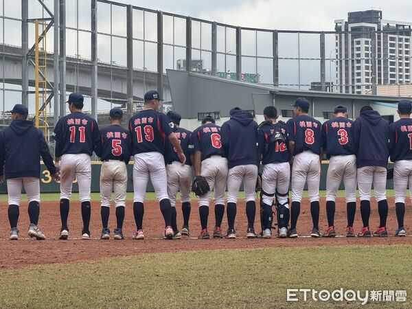 ▲平鎮高中在黑豹旗逆轉擊敗穀保家商挺進8強。（圖／記者蘇嘉偉攝）