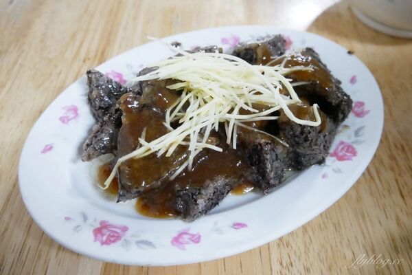 ▲▼逢甲當歸鴨麵線。（圖／部落客飛天璇的口袋授權提供）