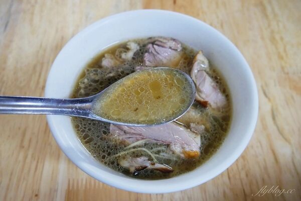 ▲▼逢甲當歸鴨麵線。（圖／部落客飛天璇的口袋授權提供）