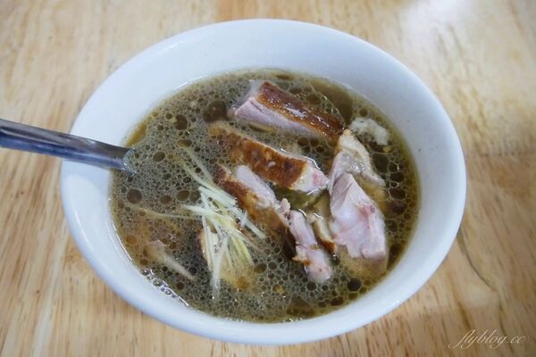 ▲▼逢甲當歸鴨麵線。（圖／部落客飛天璇的口袋授權提供）