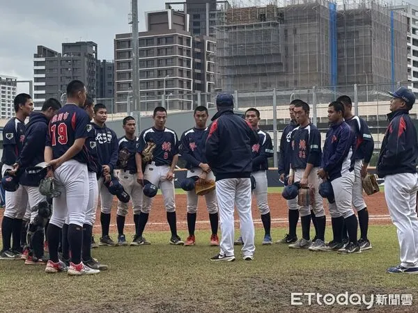 ▲平鎮高中擊敗穀保家商挺進黑豹旗8強。（圖／記者蘇嘉偉攝）