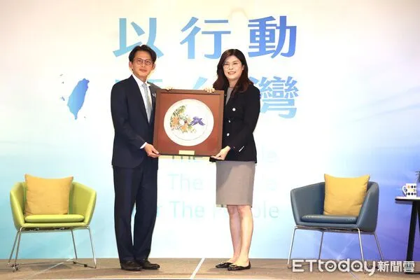 ▲▼ 藍白主席高峰會談,黃國昌,鄭麗文。（圖／記者徐文彬攝）