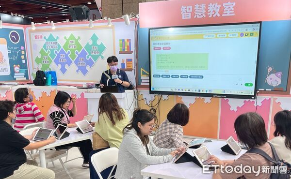 ▲台南市崇學國小領航教師示範生成式AI學伴教學，引導學生探索能源與永續議題。（記者林東良翻攝，下同）