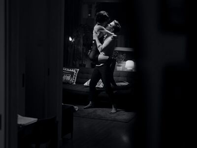 全裸約砲尺度炸裂!李駿碩嘆「時代變保守」 堅持拍《眾生相》:性愛是日常