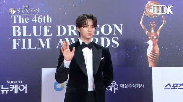 ▲▼青龍獎紅毯／玄彬同台孫藝真！　放話「獎不讓給愛妻」：我要拿獎。（圖／翻攝自KBS YouTube）