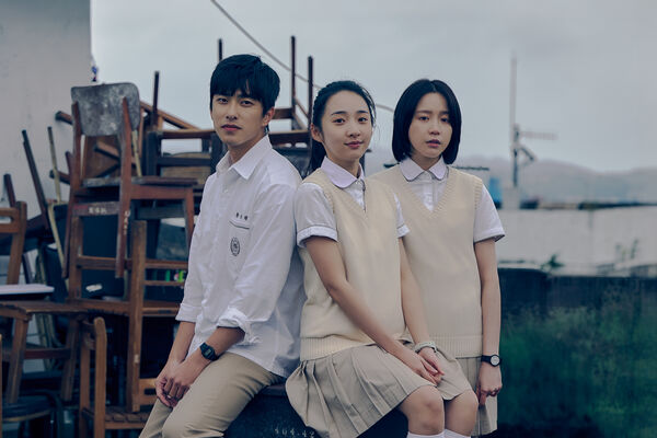 ▲《如果我不曾見過太陽》曾敬驊、李沐、程予希境遇令人揪心。（圖／Netflix提供）