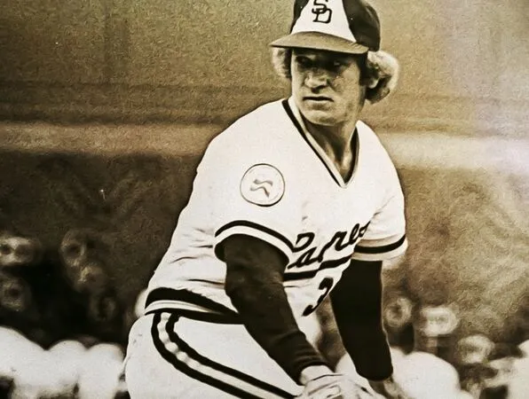 ▲ 教士傳奇左投瓊斯（Randy Jones）辭世             。（圖／截自教士X））