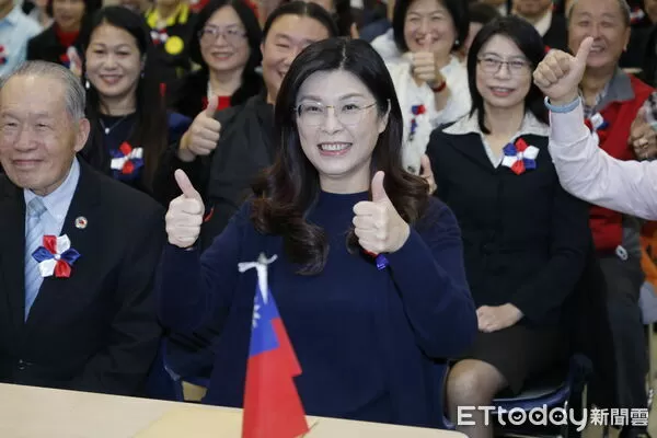 ▲▼國民黨主席鄭麗文出席中華戰略學會丘念台抗日紀念講座-蔣中正日記讀後心得。（圖／記者湯興漢攝）