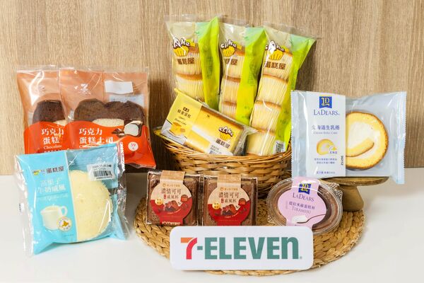 ▲▼7-ELEVEN「Semeur聖娜複合店」現烤麵包「專車直送」，新品還有期間限定第二件省10元。（圖／業者提供）