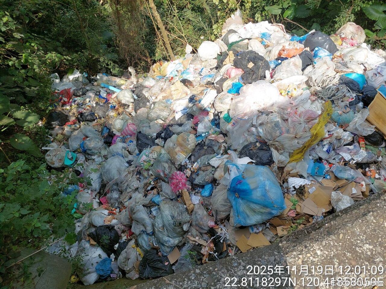 高雄月世界後「田寮又見垃圾山」也來自台南　疑同集團幹的