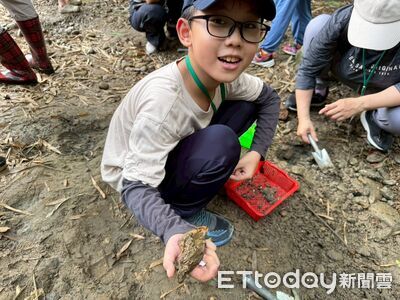 左鎮化石園區「化石知識家」爆滿！　海洋古生物課程親子學習熱