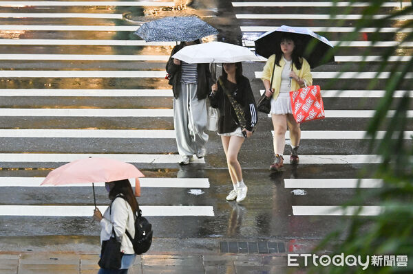 ▲周日東北季風減弱，下周東北季風再增強。（圖／記者李毓康攝）
