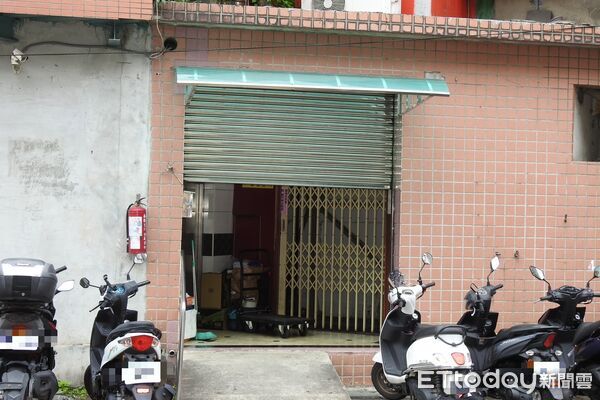 ▲▼信徒劉男從5樓墜落到1樓電梯井             。（圖／記者陸運陞翻攝）