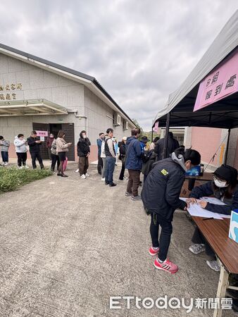 人人犬舍送養。（圖／苗栗縣動保所提供）