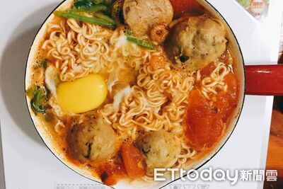 研究證實可降膽固醇！醫師推「1蔬菜」方便又營養：加在泡麵中