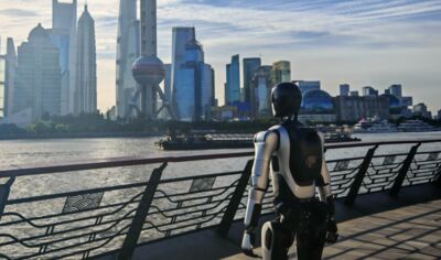 人形機器人從蘇州「自主」走到上海　超106公里破金氏紀錄